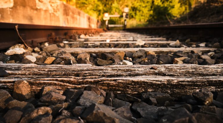 Geldmangel – Bahn priorisiert Sanierung vor Neubau